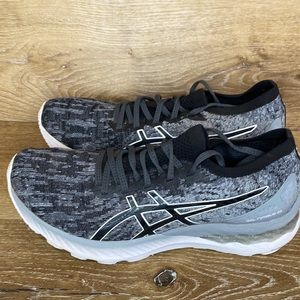 ASICS Gel-Nimbus 23 Size 11